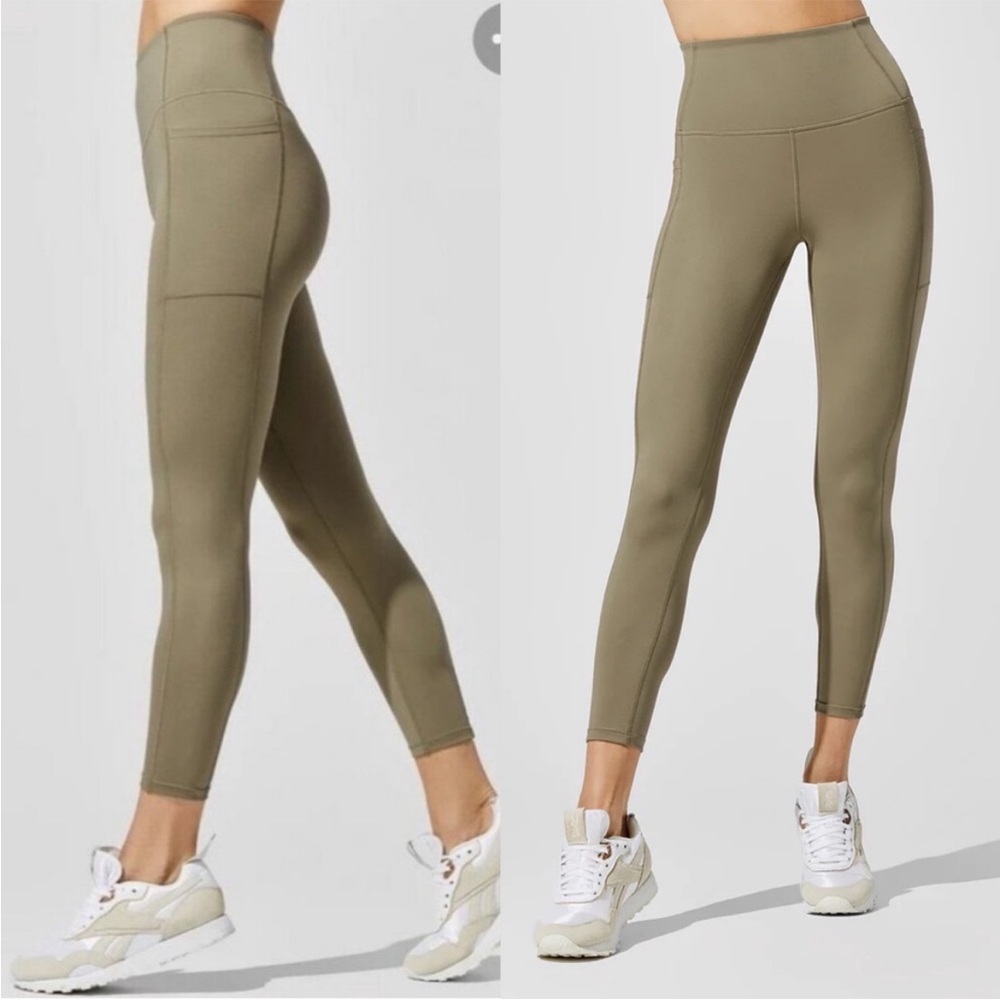 Carbon38 High Rise 7/8 Pocket Leggings Cloud Compression Utility Green SZ XS EUC
